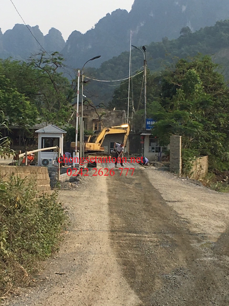chong-set-nha-may-da-hoa-binh