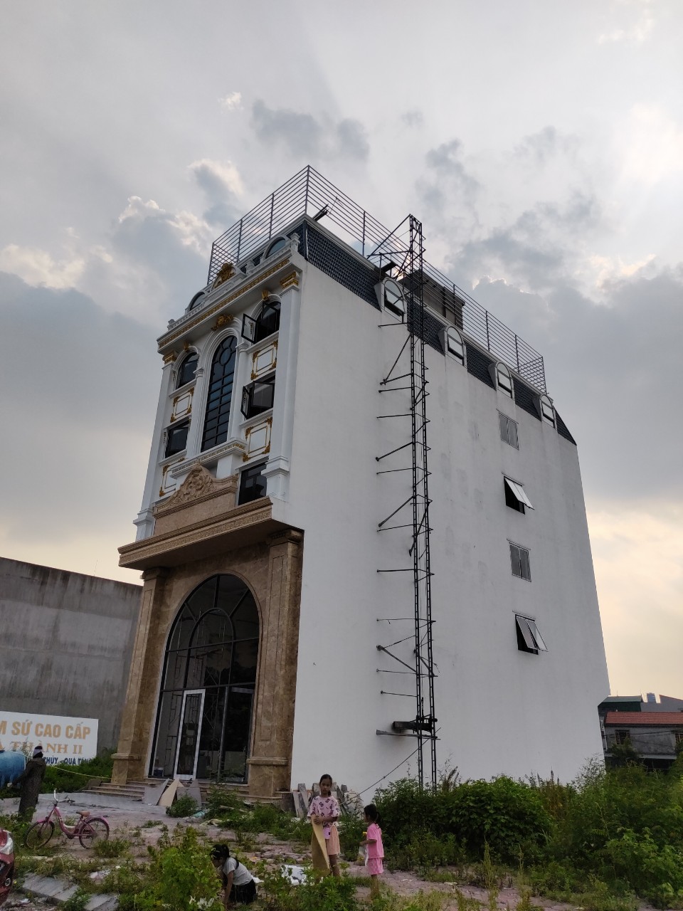 chong-set-toa-nha-dong-trieu-quang-ninh