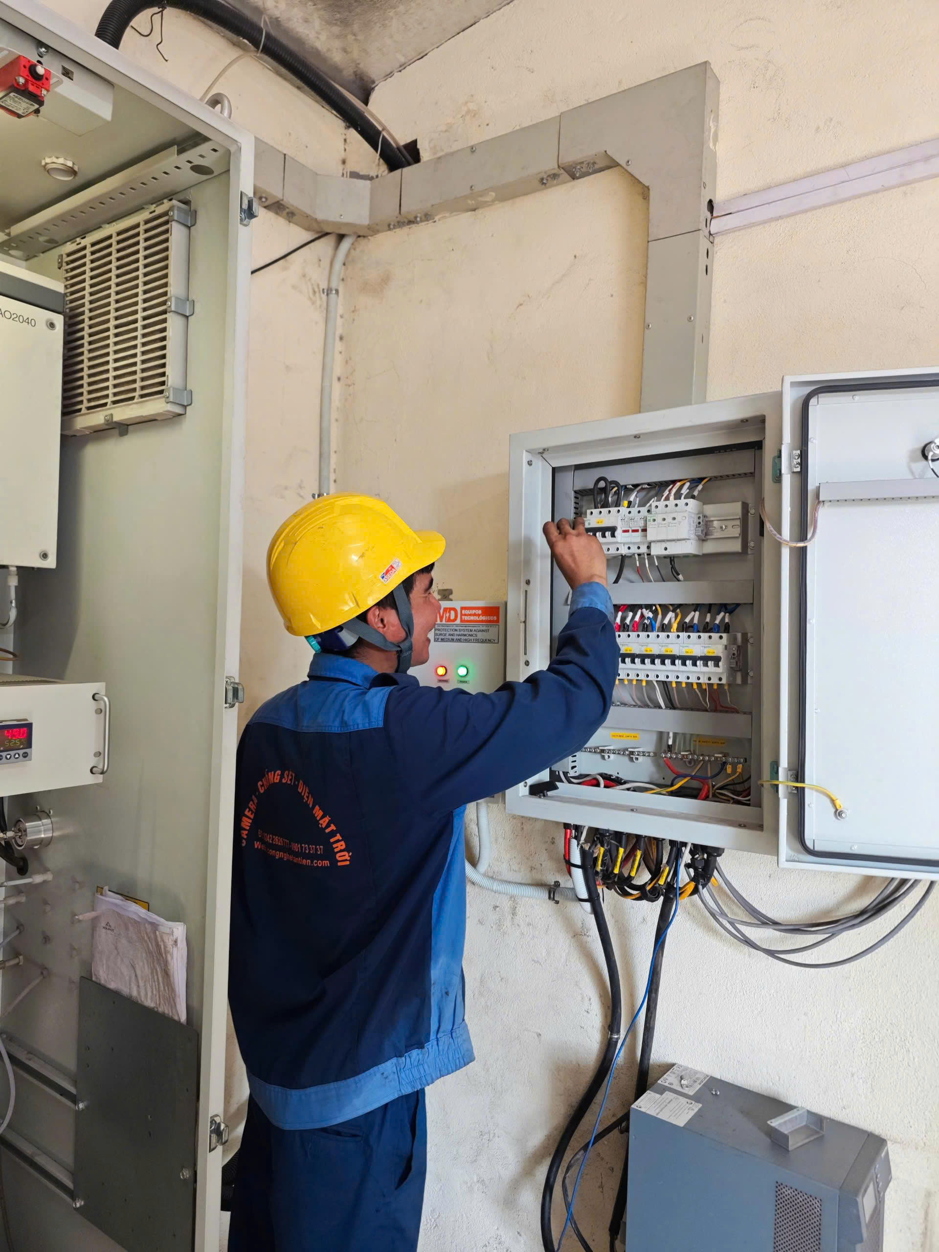  Lắp đặt thiết bị chống sét lan truyền